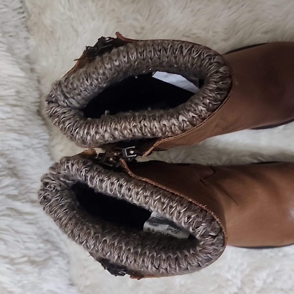 STEVE MADDEN SWEATER BOOTS - Picture 8 of 10